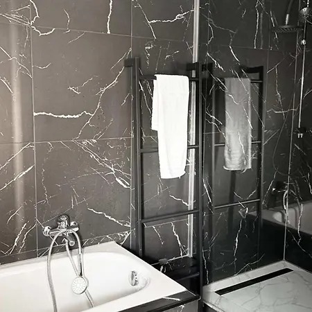 3 Bedroom In Appartement *